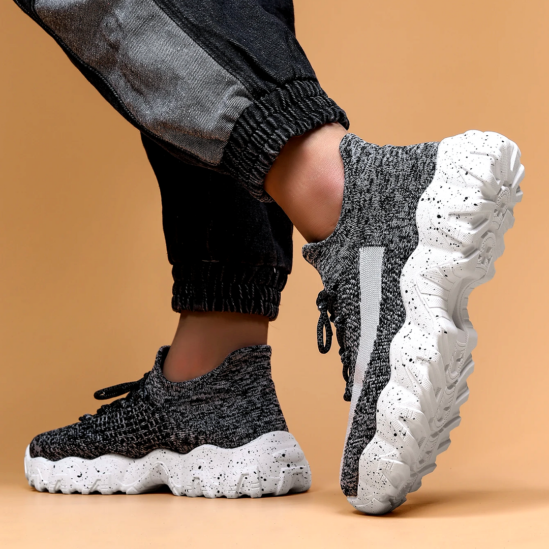 Eliot Adaptive Shoe