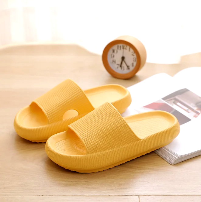 Pluff Cloud Slippers