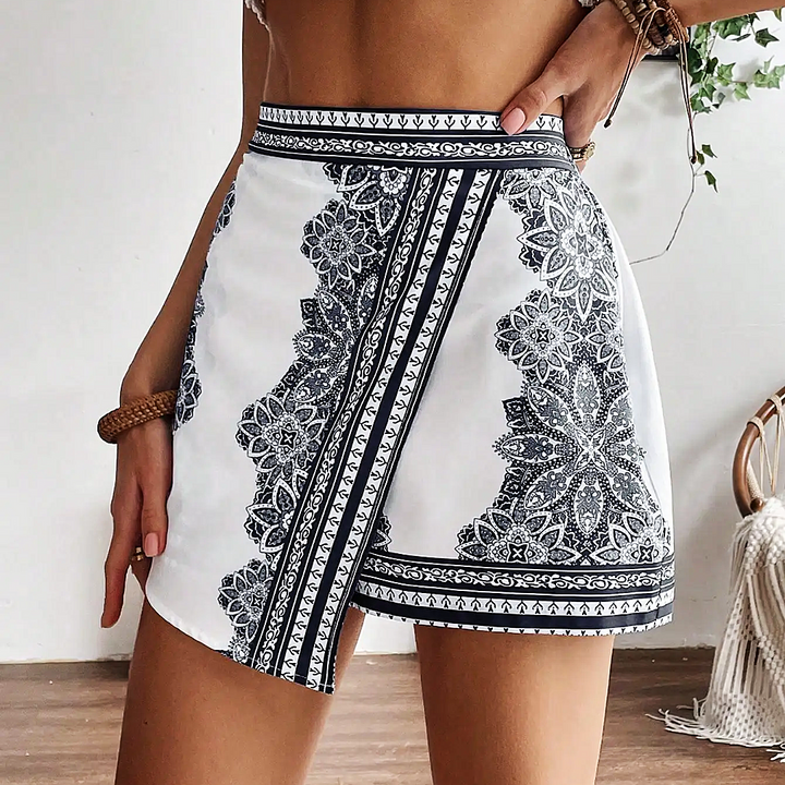 Amara Shorts